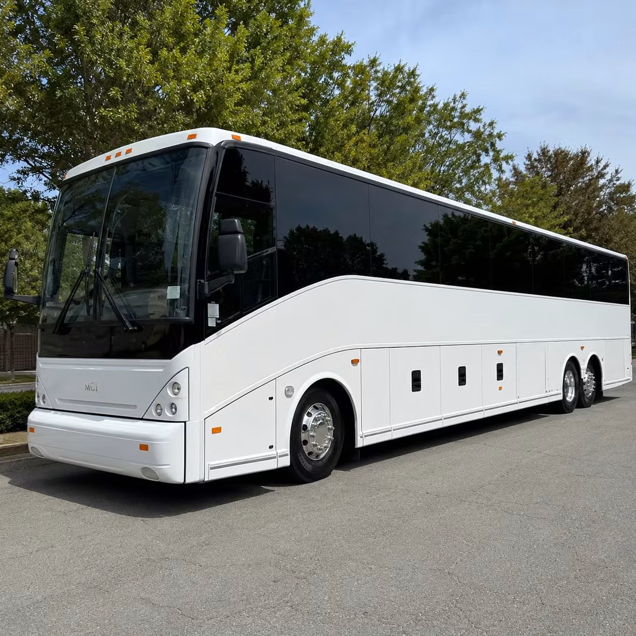 airport transfers and off site event shuttles for san mateo teams