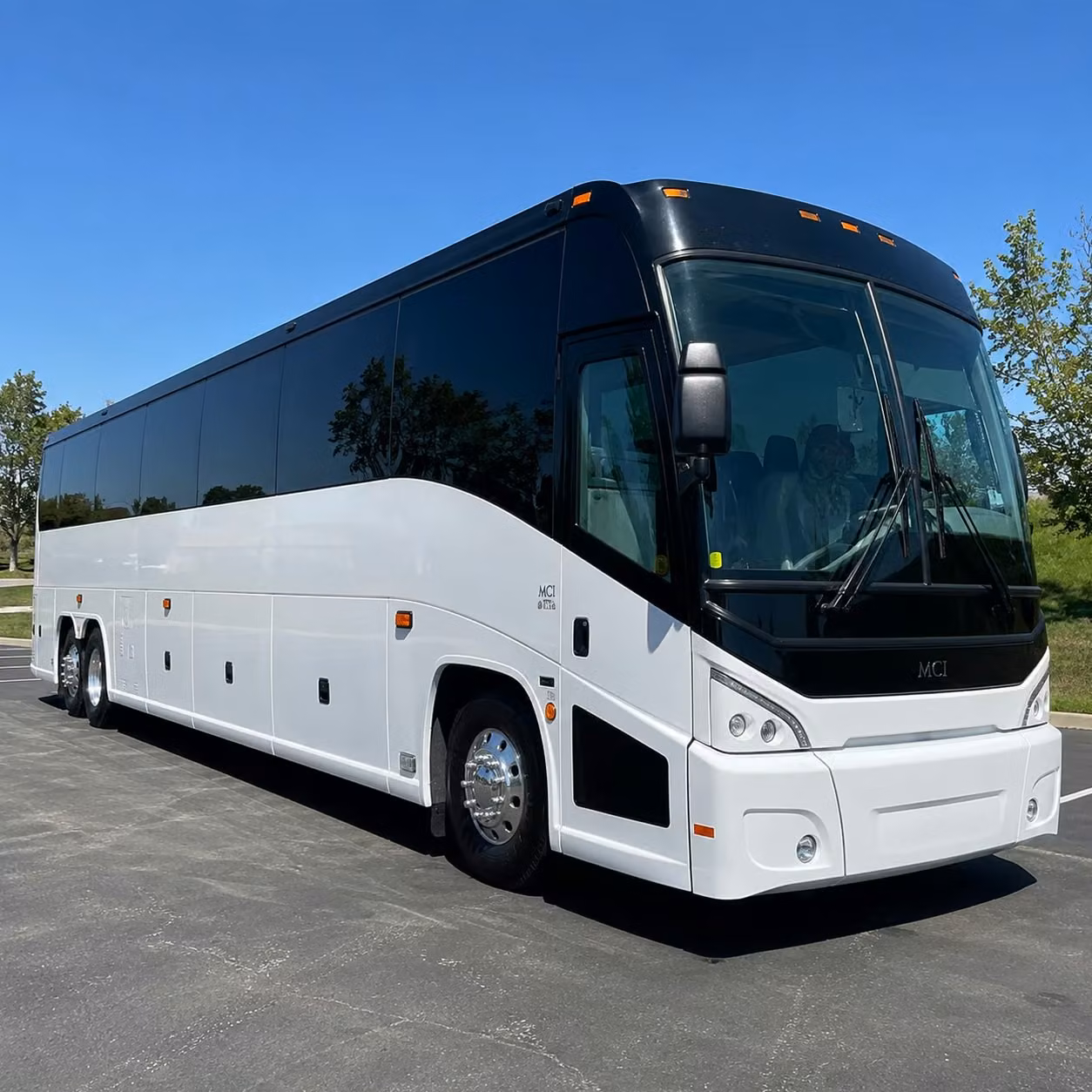 caltrain connector shuttles that keep san mateo employees on schedule