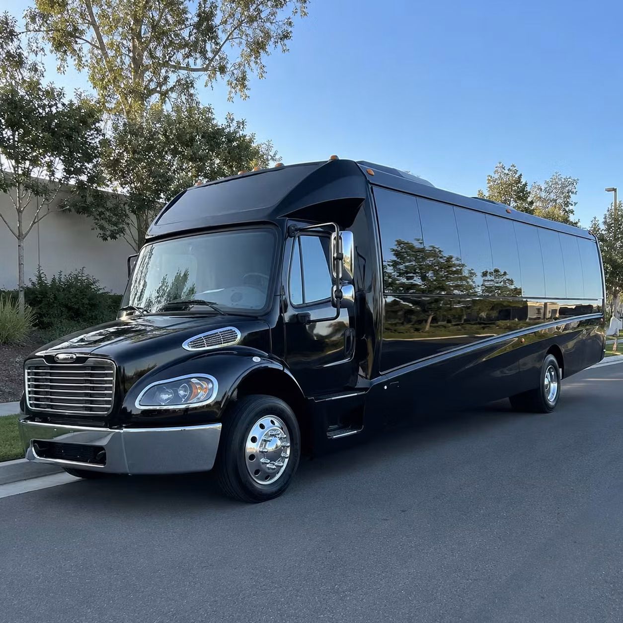 san mateo 28 passenger minibus rental