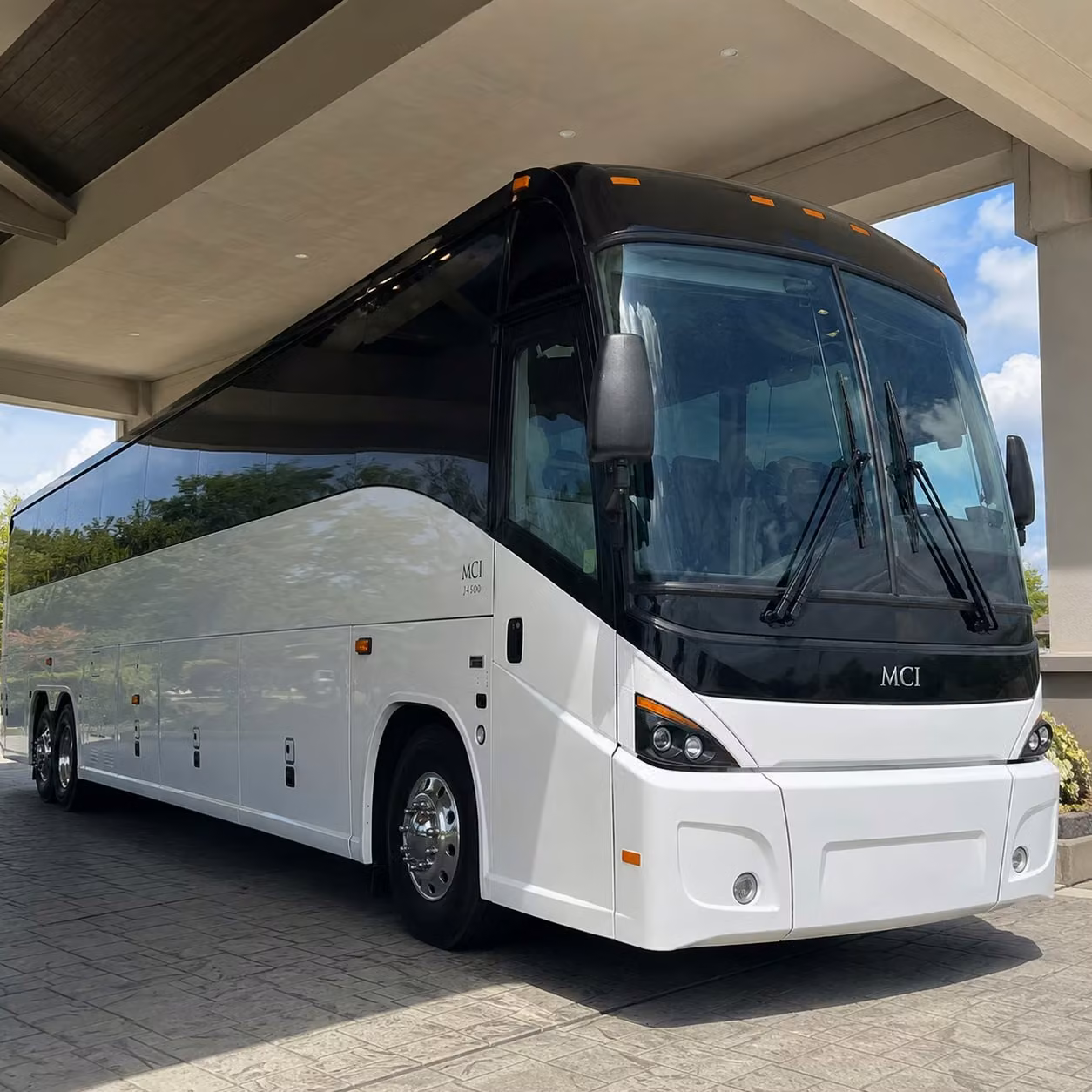 you can find and book employee transportation in san mateo and any nearby city